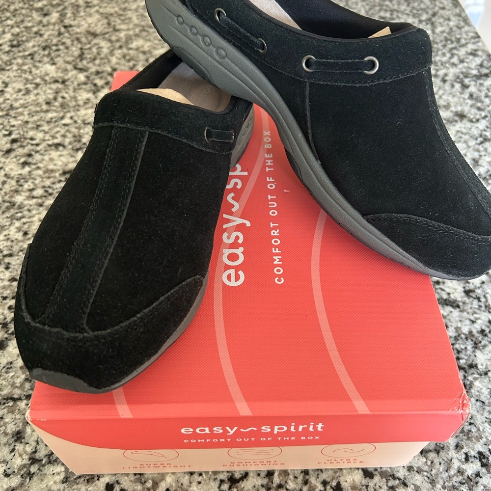 Easy Spirit Black Loafers Slip-Ons